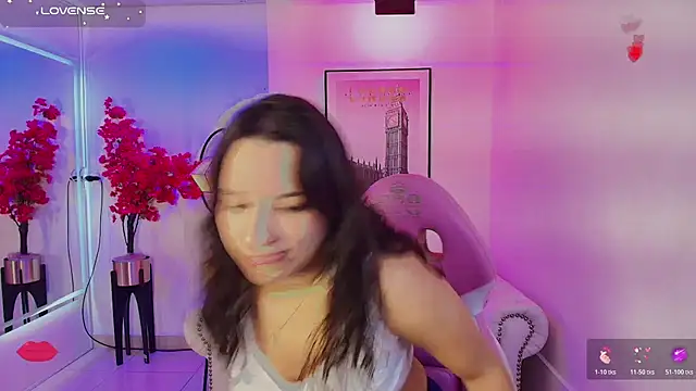 Snapshot of Miia_bela chatting on 10/28/25, 07:27 Miia bela online show from 10/28/25, 07:27