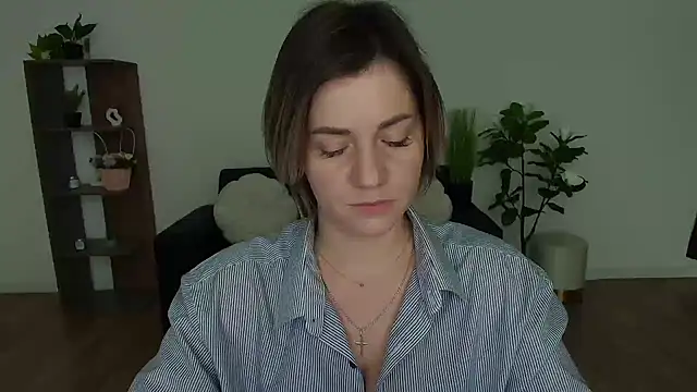 MariaSttone online show from 12/14/24, 03:36