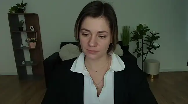 MariaSttone online show from 12/15/24, 11:45