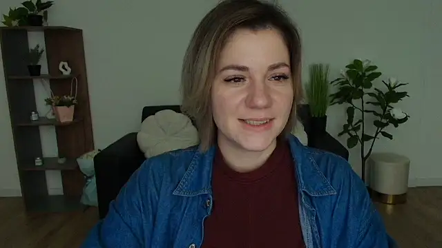 MariaSttone online show from 12/24/24, 03:37