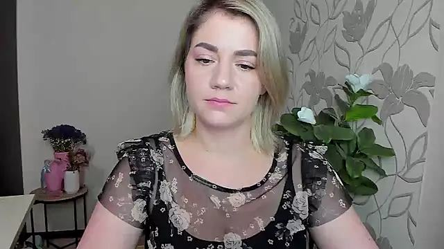 MariaSttone online show from 10/05/25, 03:21