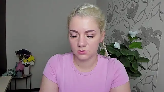 MariaSttone online show from 11/20/25, 12:38