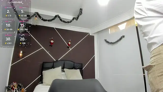 AntonellaRosee  online show from 01/11/25, 11:56
