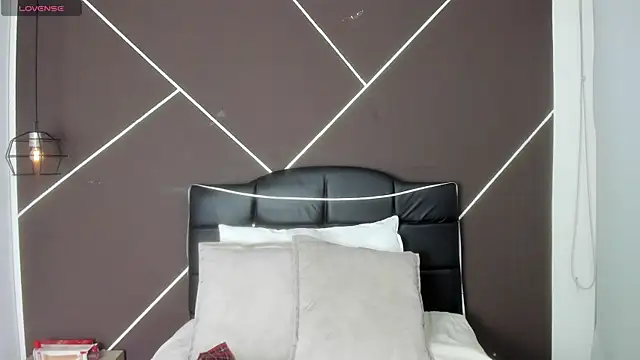 AntonellaRosee  online show from 01/28/25, 11:38