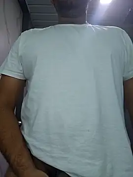 Snapshot of rahulGJ03 chatting on 10/03/25, 04:04 rahulGJ03 online show from 10/03/25, 04:04