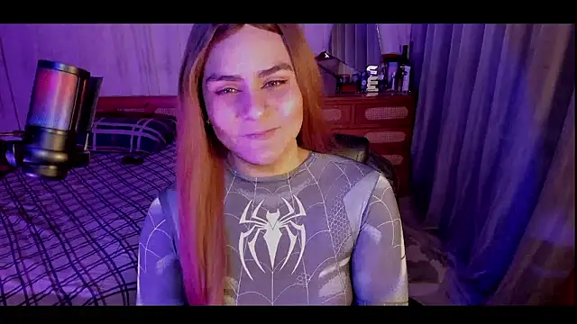 Snapshot of isabelacooperr chatting on 03/08/26, 04:49 isabelacooperr online show from 03/08/26, 04:49