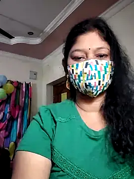 Snapshot of Bangarupapa chatting on 10/22/25, 04:18 Bangarupapa online show from 10/22/25, 04:18
