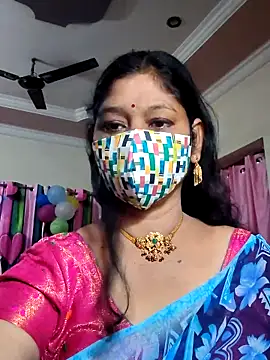Snapshot of Bangarupapa chatting on 10/24/25, 04:58 Bangarupapa online show from 10/24/25, 04:58