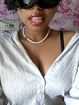sandy naughty online show from 06/12/26, 05:17