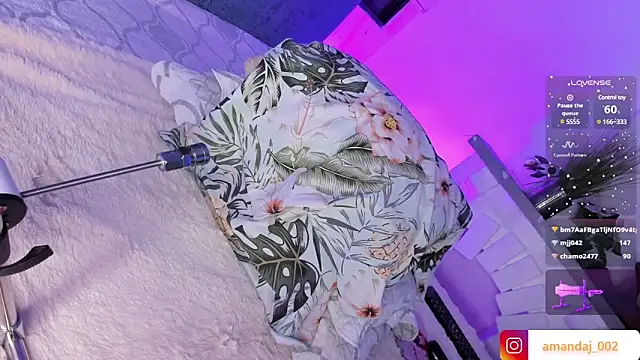 amandaaJones  online show from 01/07/25, 10:41