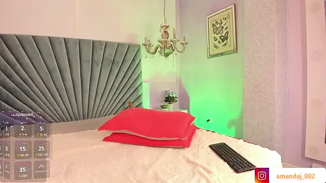 amandaaJones  online show from 02/11/25, 07:27