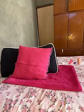 RuivaRaposinha online show from 01/24/25, 08:22