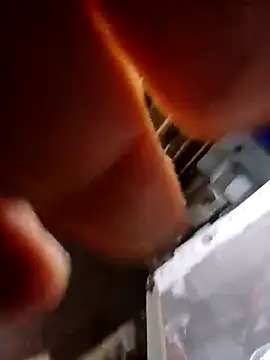 Snapshot of beliqi chatting on 09/21/25, 11:34 beliqi online show from 09/21/25, 11:34