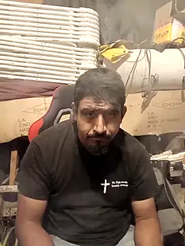 Snapshot of beliqi chatting on 11/07/25, 12:27 beliqi online show from 11/07/25, 12:27