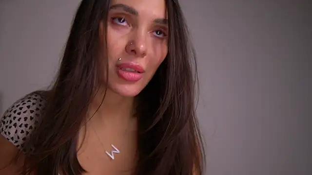 Snapshot of Mila_May_ chatting on 01/22/25, 03:31 Mila May online show from 01/22/25, 03:31