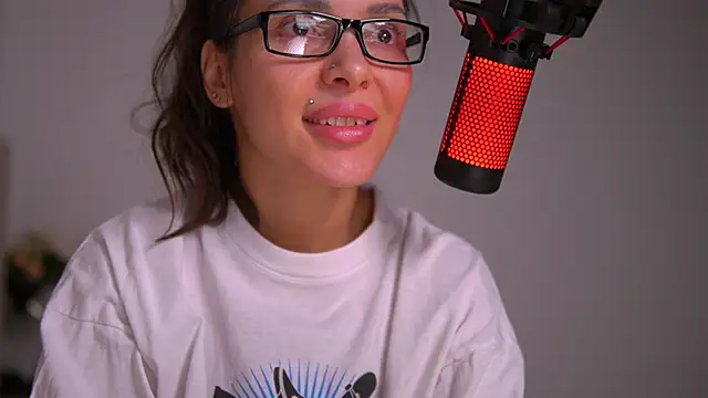 Snapshot of Mila_May_ chatting on 01/27/25, 01:59 Mila May online show from 01/27/25, 01:59