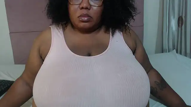DAIRYBELLELIZxx online show from 12/18/24, 05:00