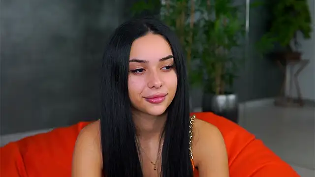 CherrySelena online show from 10/21/25, 07:36
