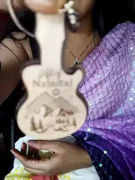karishma online show from 12/18/24, 10:02