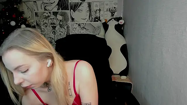 Martha Cameron online show from 12/17/24, 08:10