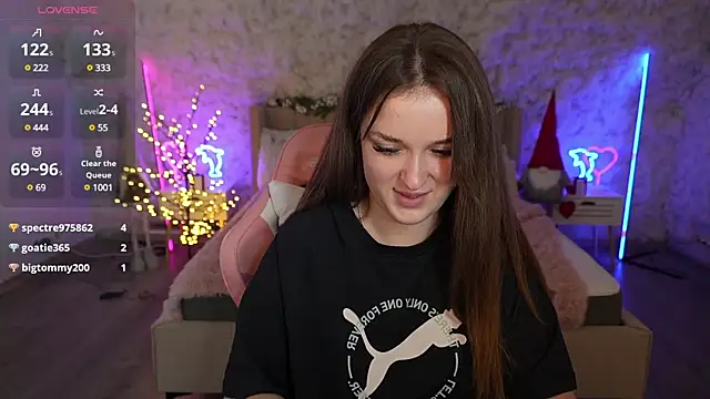 DonnaLustt online show from 01/02/25, 11:06