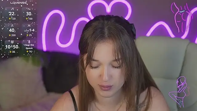 Snapshot of DonnaLustt chatting on 10/06/25, 05:49 DonnaLustt online show from 10/06/25, 05:49