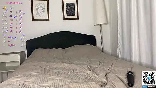 Maria Bowie online show from 12/13/24, 04:49