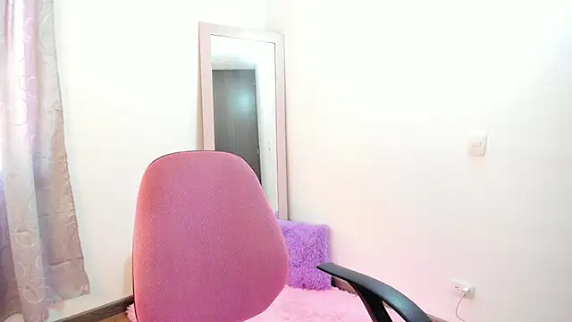 Anniie grey online show from 09/22/25, 02:08