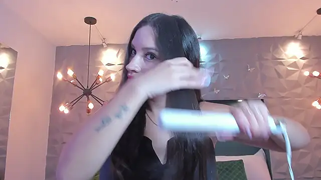 Snapshot of LaurenJhonsonn chatting on 03/20/25, 03:34 LaurenJhonsonn online show from 03/20/25, 03:34