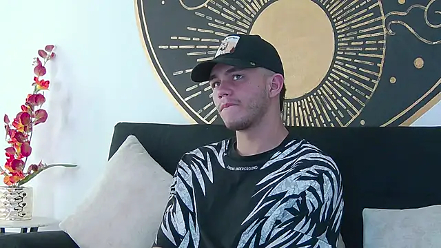 Tiger Savage online show from 01/18/25, 08:40