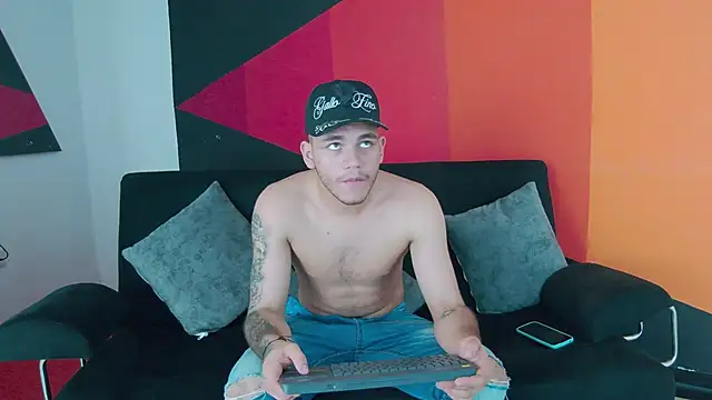 Tiger Savage online show from 01/21/25, 04:27