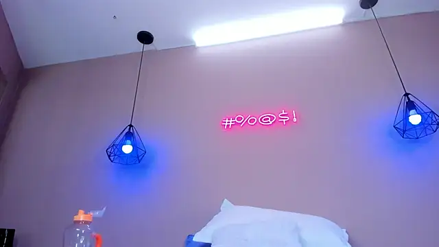 EstefaniaVelez  online show from 12/11/24, 04:20