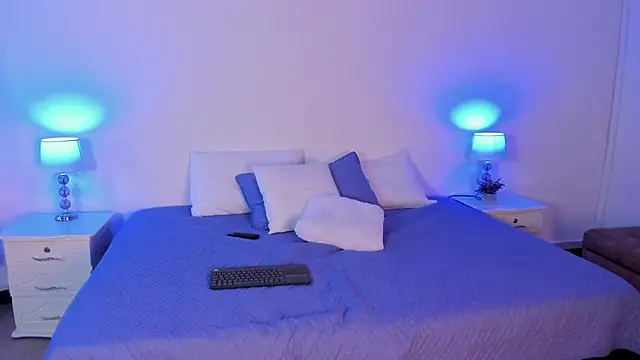 EstefaniaVelez  online show from 03/03/25, 02:59