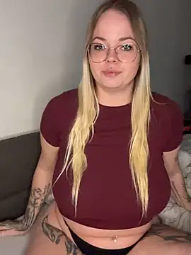AnnaLenaaa online show from 12/04/24, 02:04