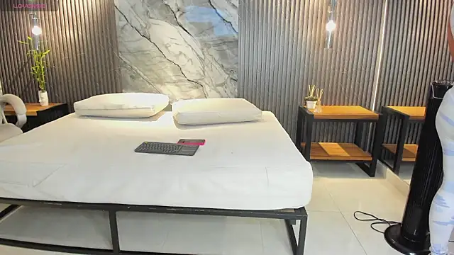 julietha taylor online show from 11/14/25, 03:38