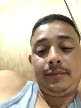 isacalejandroo online show from 12/18/24, 05:26