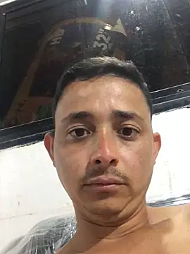 isacalejandroo online show from 12/23/24, 11:17