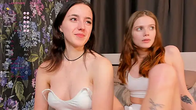 Snapshot of AlodiaHakes chatting on 12/10/24, 02:17 AlodiaHakes online show from 12/10/24, 02:17