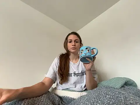 MissSwitch online show from 01/06/25, 01:41