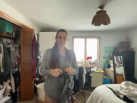 MissSwitch online show from 02/01/25, 02:34