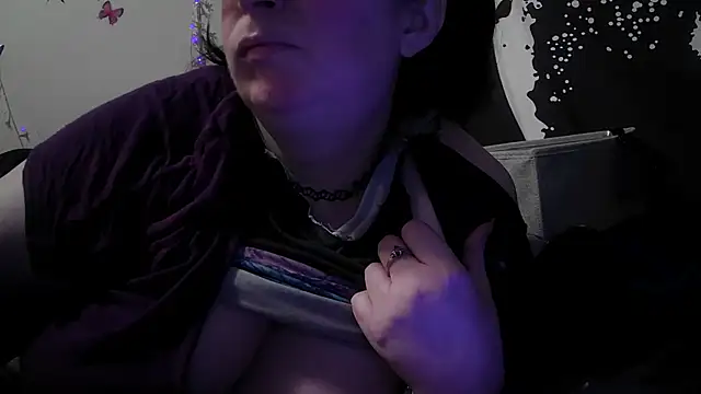 Snapshot of Alli_Kat chatting on 01/14/26, 09:48 Alli Kat online show from 01/14/26, 09:48