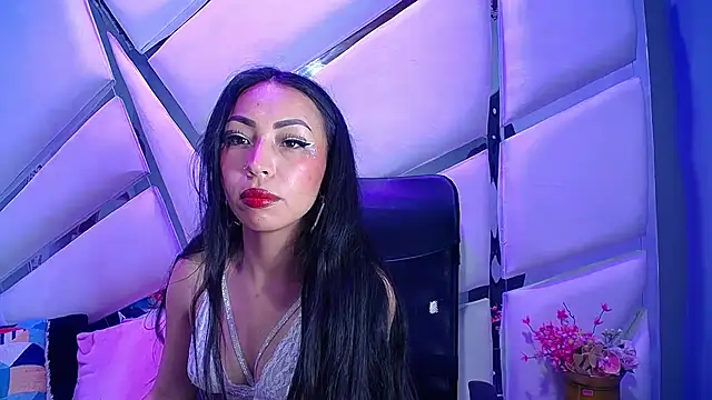 Snapshot of nathalia_pink chatting on 01/10/26, 02:30 nathalia pink online show from 01/10/26, 02:30