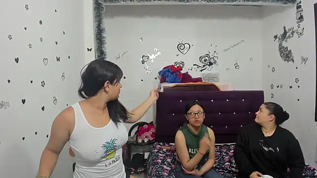 Snapshot of Luna_Star_Sl chatting on 01/16/25, 12:20 Luna Star Sl online show from 01/16/25, 12:20