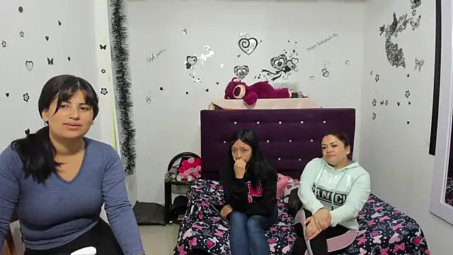 Snapshot of Luna_Star_Sl chatting on 01/18/25, 12:26 Luna Star Sl online show from 01/18/25, 12:26