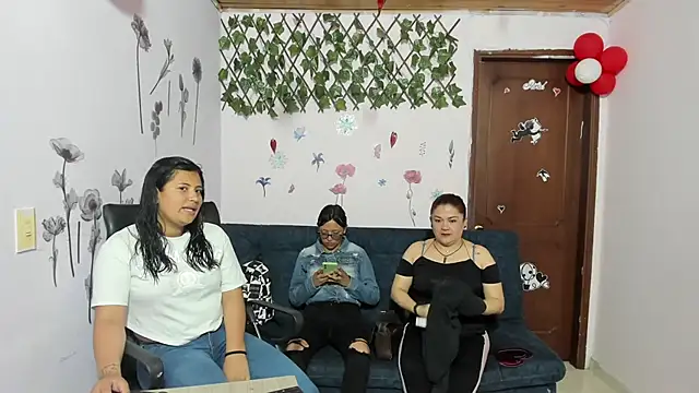 Snapshot of Luna_Star_Sl chatting on 03/22/25, 12:14 Luna Star Sl online show from 03/22/25, 12:14