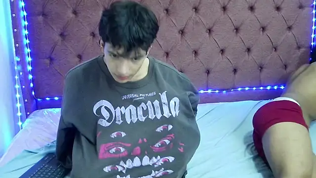 boys yourparty online show from 12/11/24, 04:20