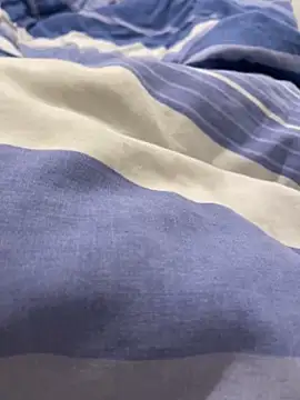 Snapshot of Lcrete chatting on 10/17/25, 09:34 Lcrete online show from 10/17/25, 09:34