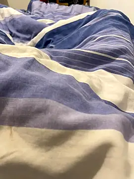 Snapshot of Lcrete chatting on 10/20/25, 10:38 Lcrete online show from 10/20/25, 10:38