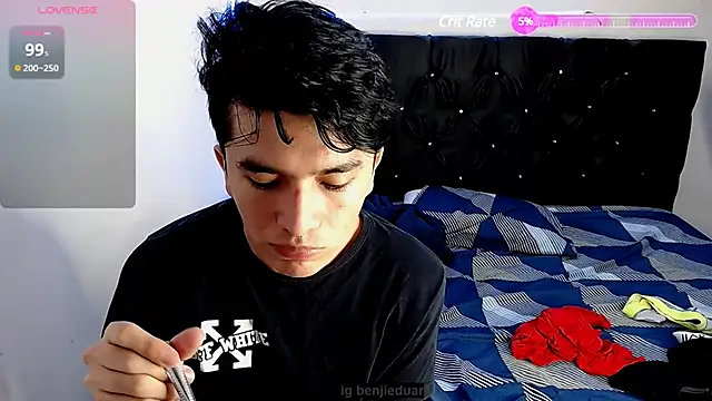 benji hoter online show from 02/01/25, 05:26