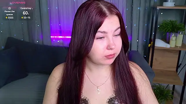 EffyEvansy online show from 12/05/24, 10:33